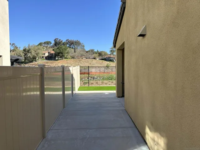 1166 Barry Pl., Escondido, California 92026