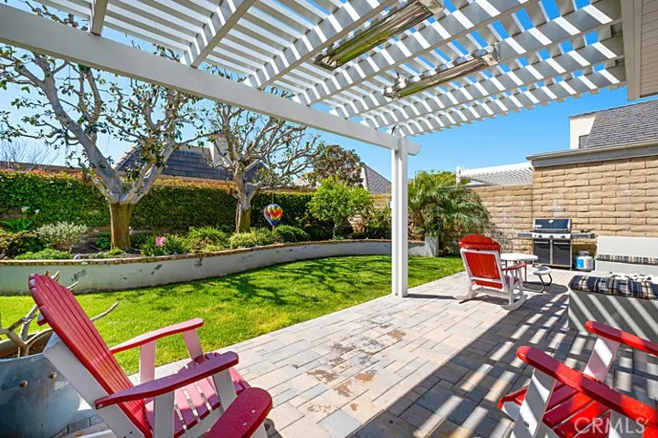 Great patio with built-in heaters.