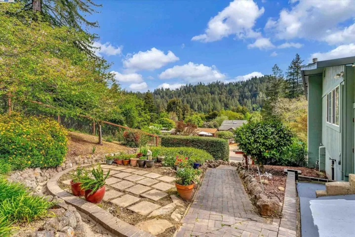 6365 Wright St, Felton, California 95018