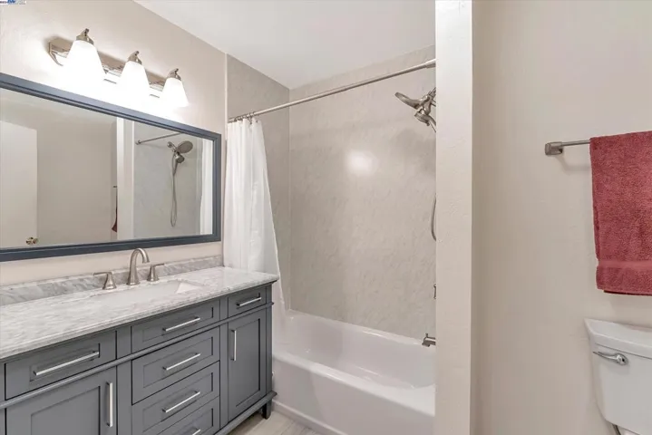 6365 Wright St, Felton, California 95018
