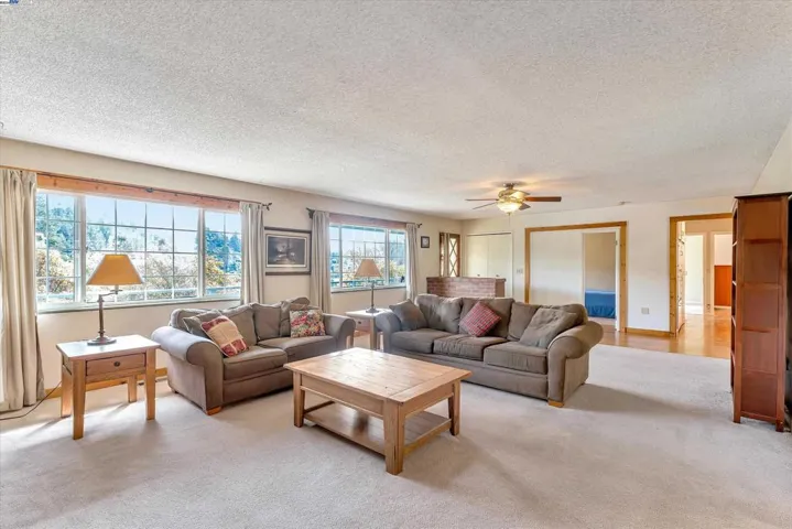 6365 Wright St, Felton, California 95018