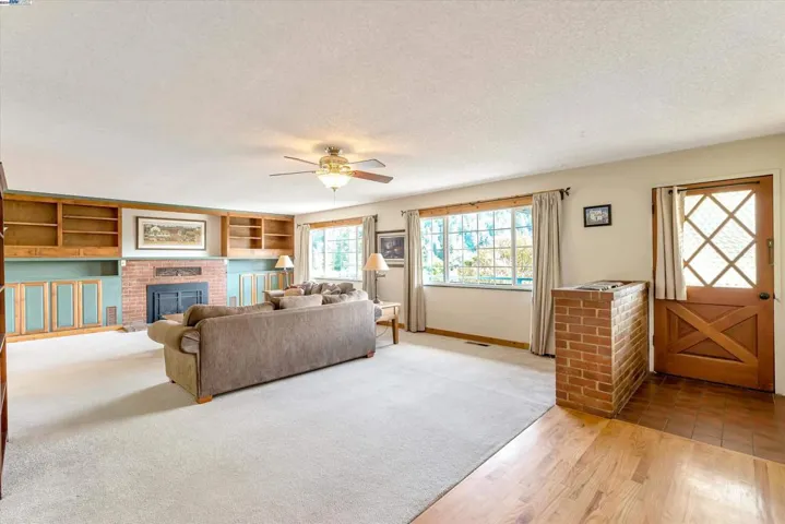 6365 Wright St, Felton, California 95018