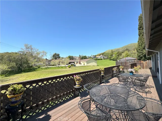 1526 La Cita Court, San Luis Obispo, California 93401