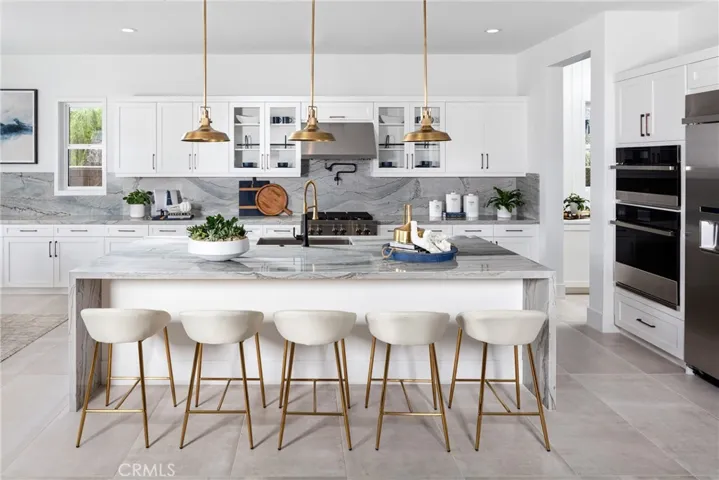 Kitchen with island