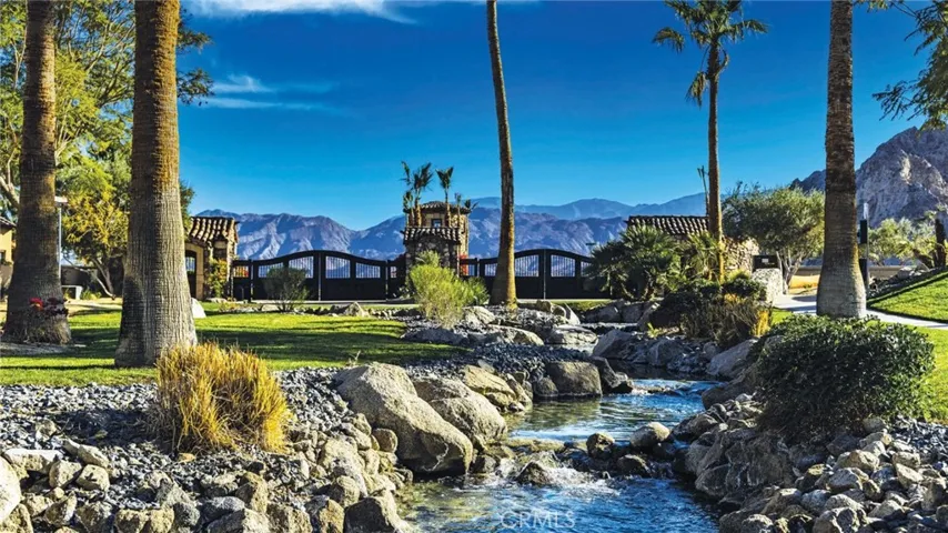 Stone Creek Ranch entrance