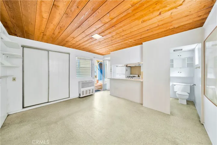 117 E Bay Avenue, Newport Beach, California 92661
