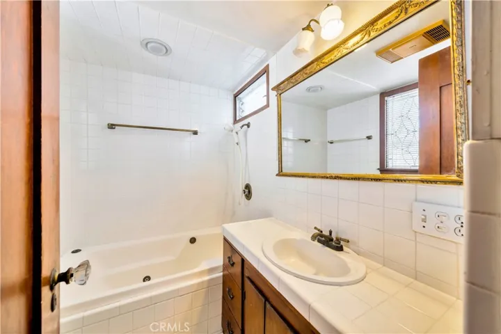 117 E Bay Avenue, Newport Beach, California 92661