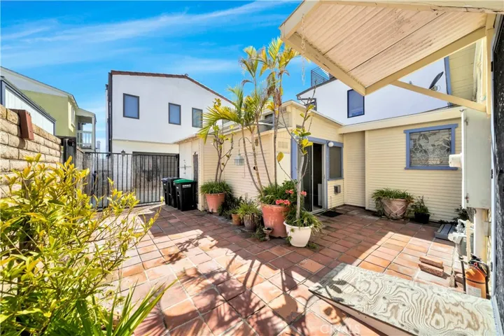 117 E Bay Avenue, Newport Beach, California 92661