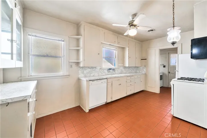 117 E Bay Avenue, Newport Beach, California 92661
