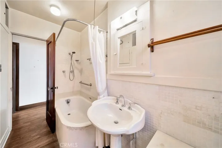 117 E Bay Avenue, Newport Beach, California 92661