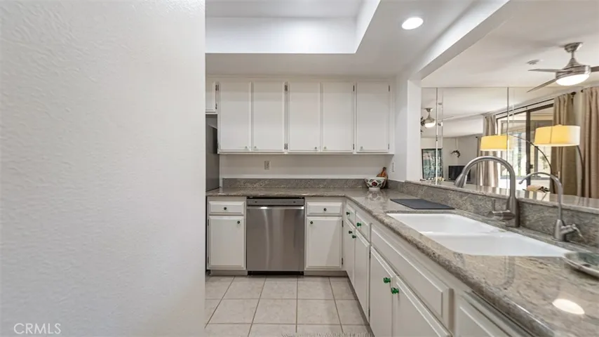 140 The Village 211, Redondo Beach, California 90277