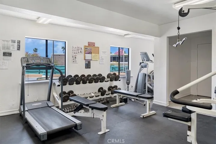 140 The Village 211, Redondo Beach, California 90277