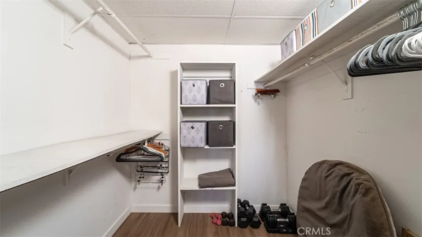 140 The Village 211, Redondo Beach, California 90277