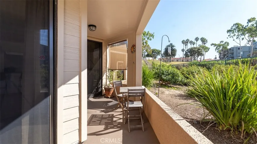 140 The Village 211, Redondo Beach, California 90277