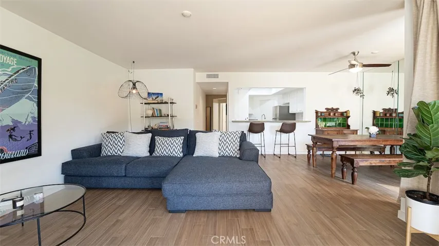 140 The Village 211, Redondo Beach, California 90277