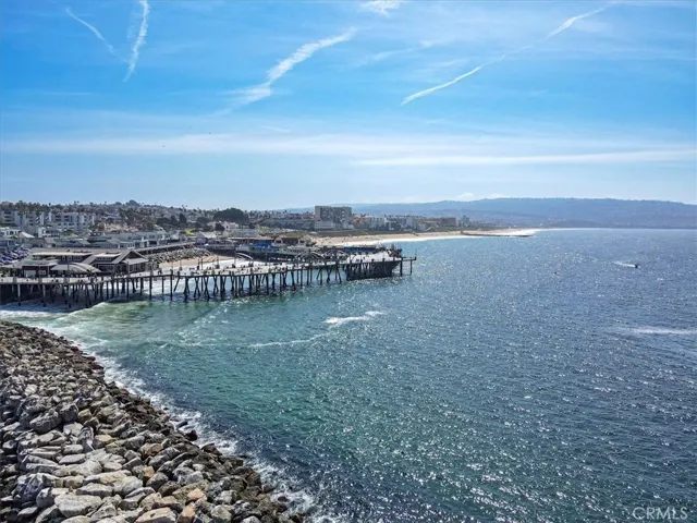 140 The Village 211, Redondo Beach, California 90277