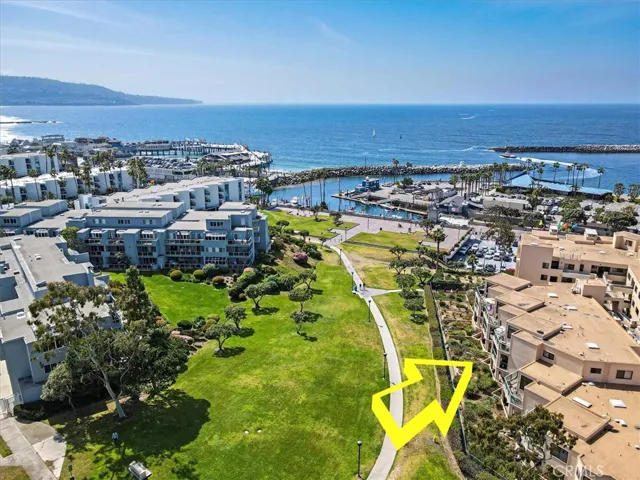 140 The Village 211, Redondo Beach, California 90277