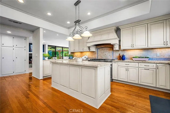 29711 Grandpoint Lane, Rancho Palos Verdes, California 90275