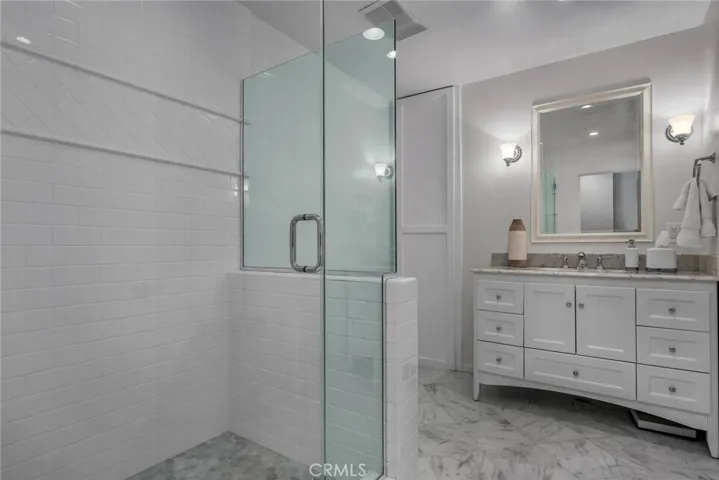 29711 Grandpoint Lane, Rancho Palos Verdes, California 90275