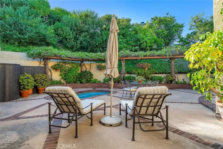 29711 Grandpoint Lane, Rancho Palos Verdes, California 90275
