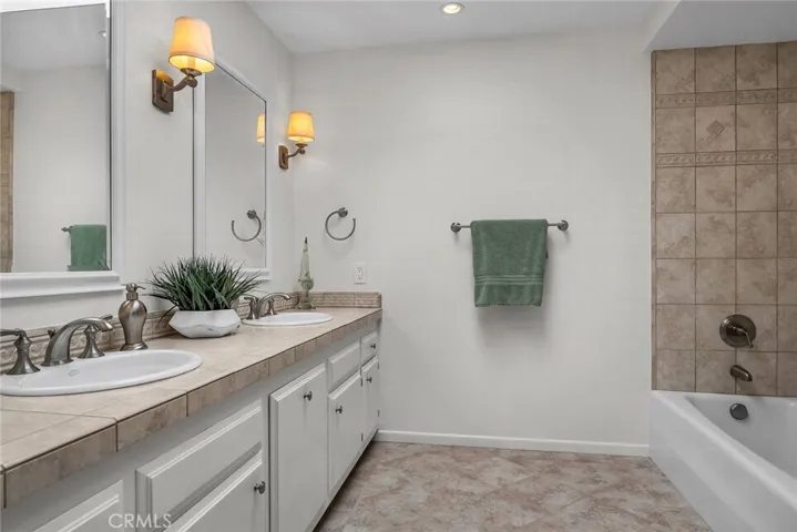 29711 Grandpoint Lane, Rancho Palos Verdes, California 90275