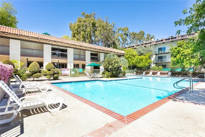 5460 White Oak Avenue K304, Encino, California 91316