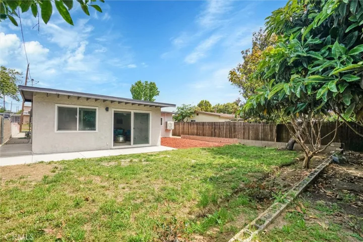 262 W 235th Street, Carson, California 90745