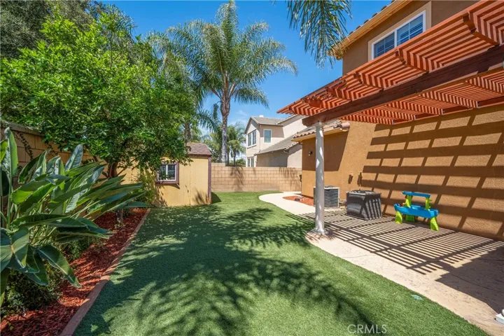 8224 Fieldstream Court, Eastvale, California 92880