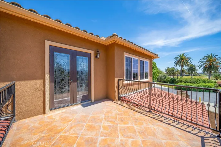 8224 Fieldstream Court, Eastvale, California 92880