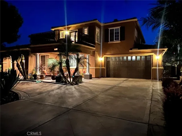 8224 Fieldstream Court, Eastvale, California 92880