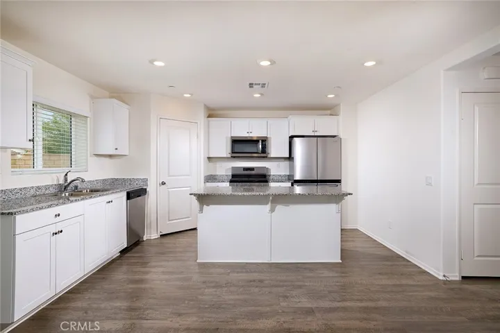 1222 Memorial Avenue, Hemet, California 92543