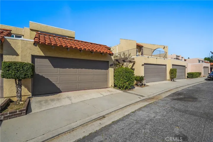 13111 Equestrian Lane, Whittier, California 90601