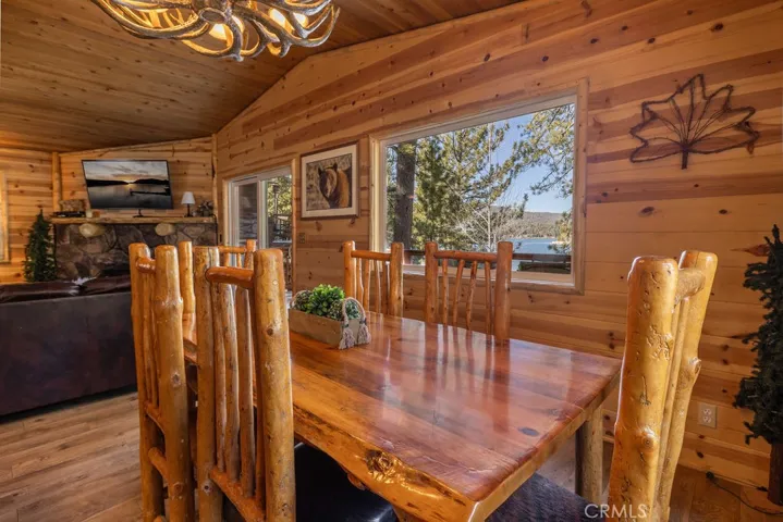 721 Cove Drive, Big Bear, California 92315