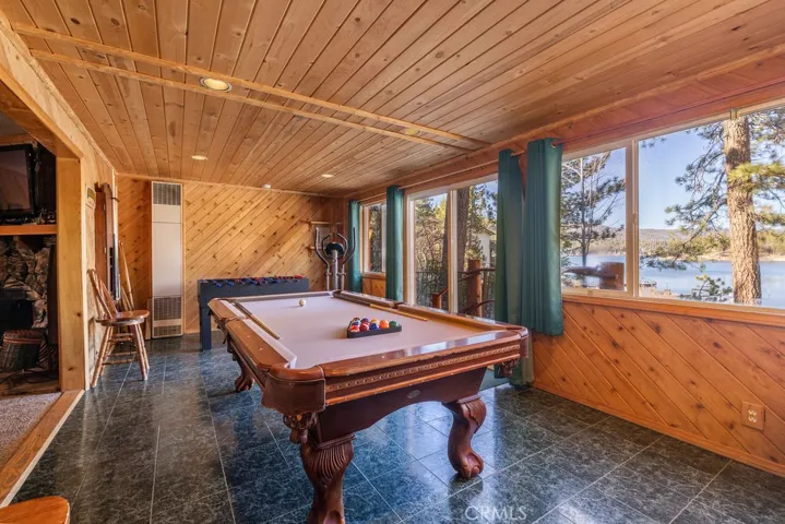 721 Cove Drive, Big Bear, California 92315