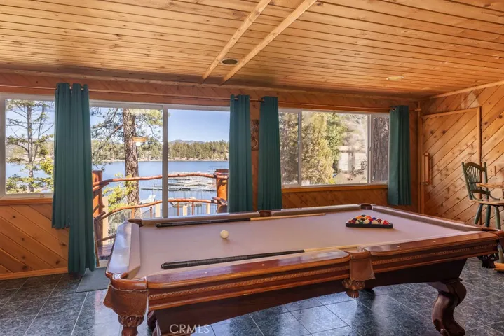 721 Cove Drive, Big Bear, California 92315
