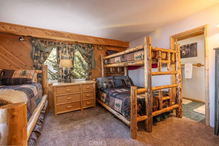721 Cove Drive, Big Bear, California 92315