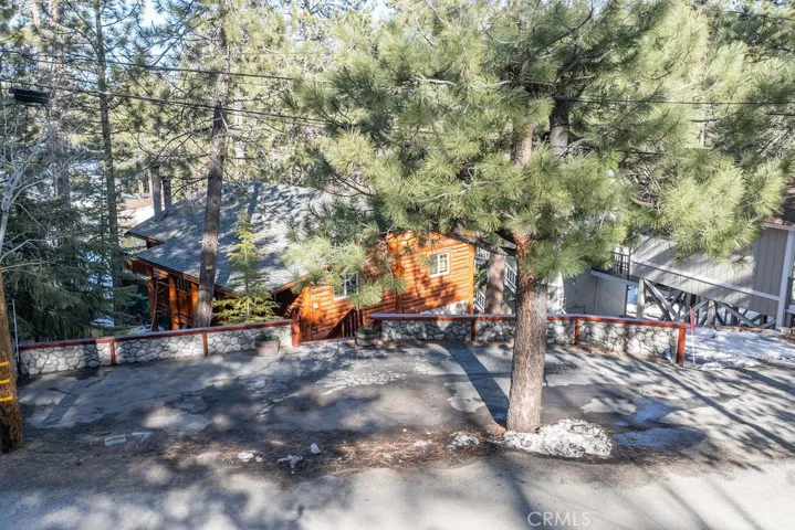 721 Cove Drive, Big Bear, California 92315
