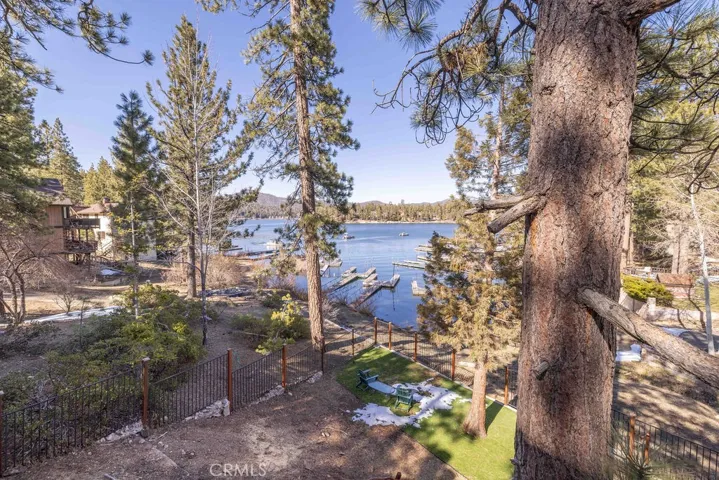 721 Cove Drive, Big Bear, California 92315