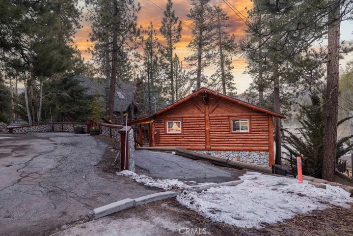 721 Cove Drive, Big Bear, California 92315