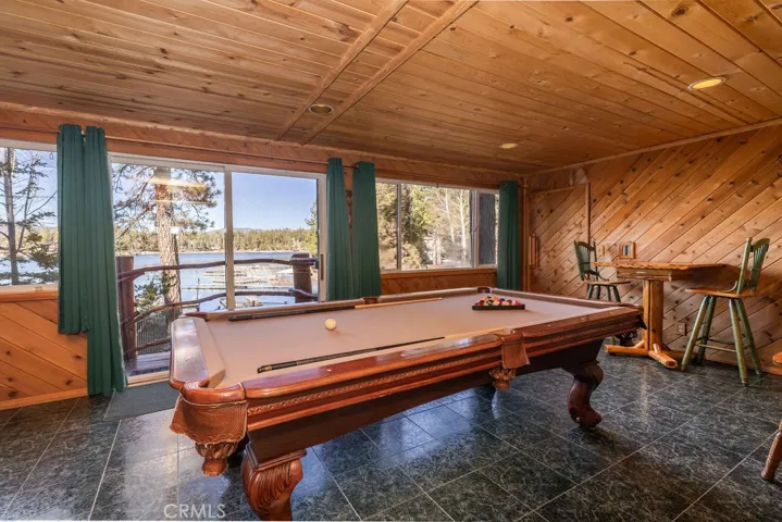721 Cove Drive, Big Bear, California 92315