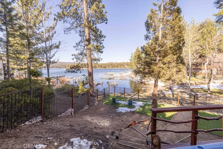721 Cove Drive, Big Bear, California 92315