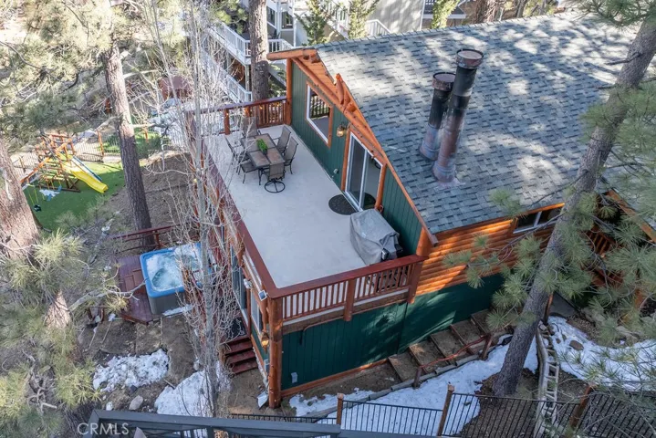 721 Cove Drive, Big Bear, California 92315