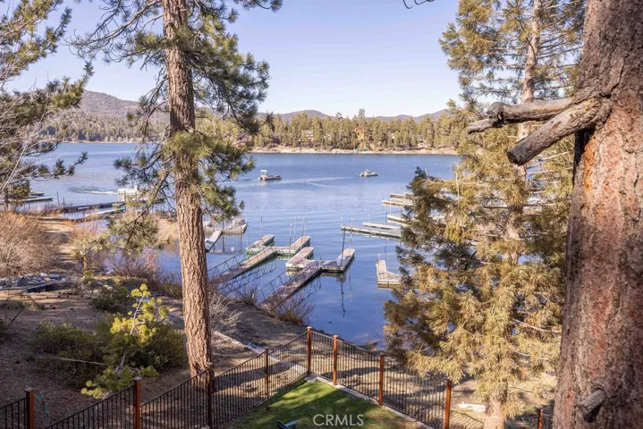 721 Cove Drive, Big Bear, California 92315
