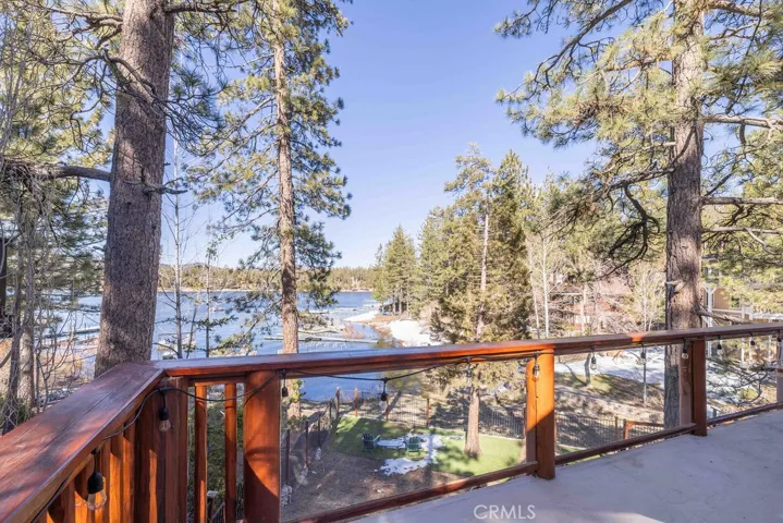 721 Cove Drive, Big Bear, California 92315