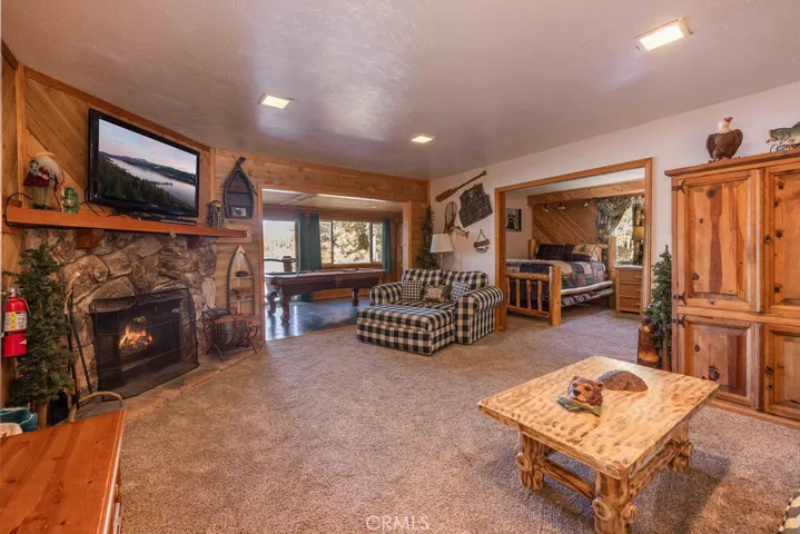 721 Cove Drive, Big Bear, California 92315