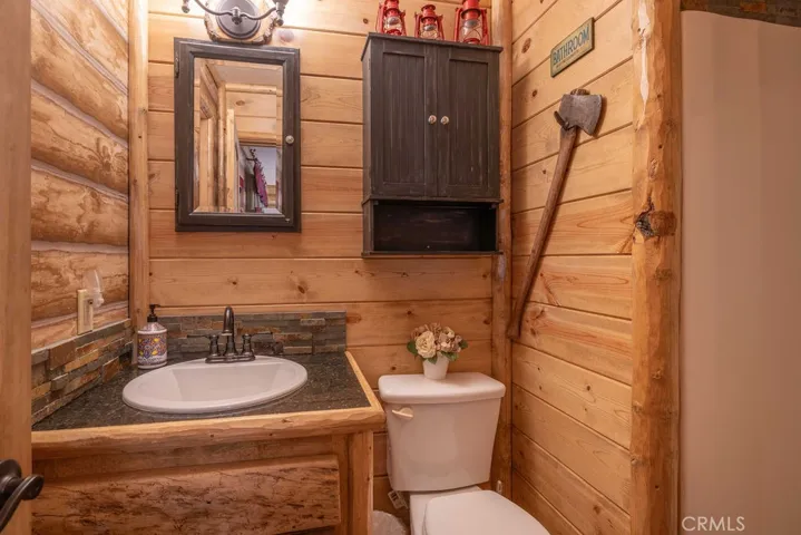 721 Cove Drive, Big Bear, California 92315
