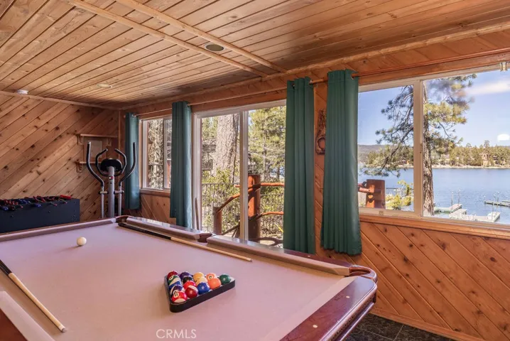 721 Cove Drive, Big Bear, California 92315