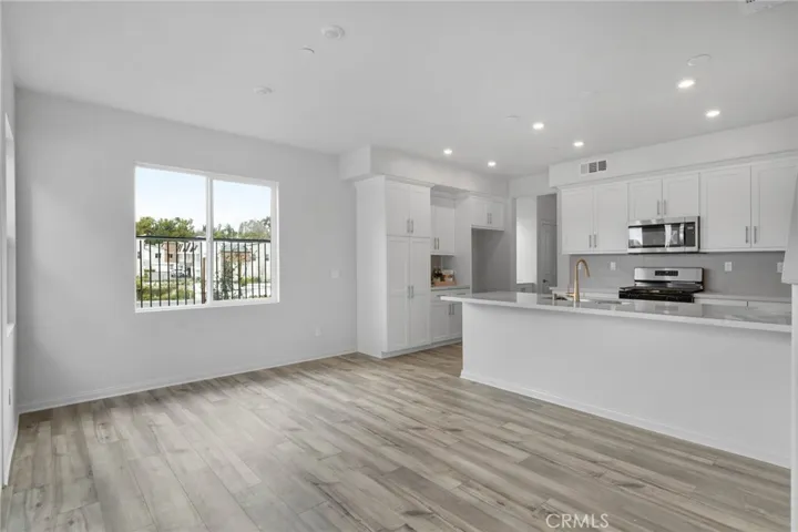 1521 Meriwood Way, Vista, California 92083