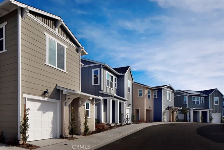 1521 Meriwood Way, Vista, California 92083