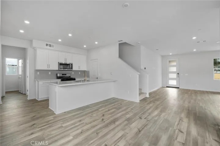 1521 Meriwood Way, Vista, California 92083